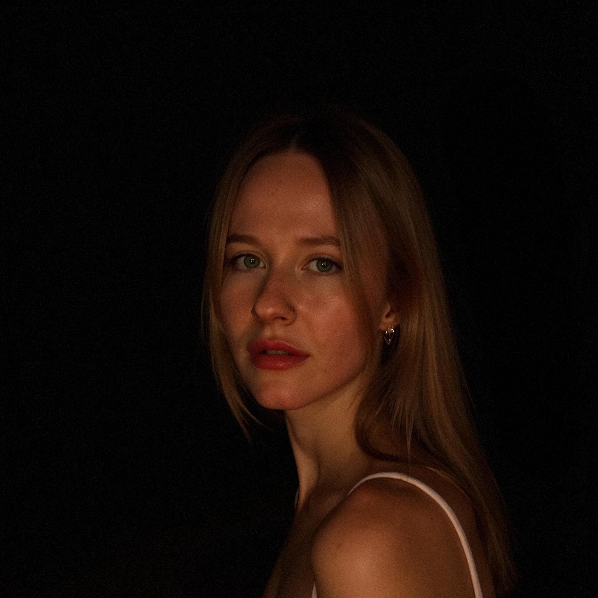 Dramatic Close-ups sample image 2